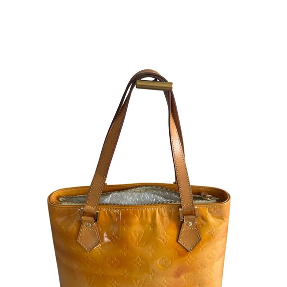 LOUIS VUITTON Monogram Vernis Houston Shoulder Tote Bag - Picture 4 of 16